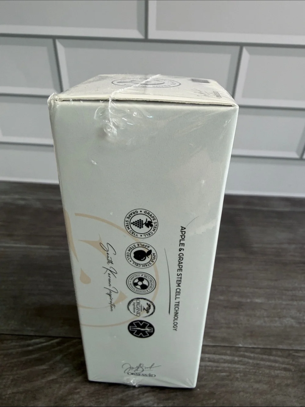 INNER-CELLS Daily Precision Niacinamide Facial Serum - White Box